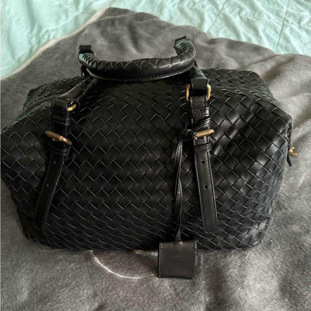 Pre Loved Bottega Venetta Black Bag in Very Good Condition***SOLD***